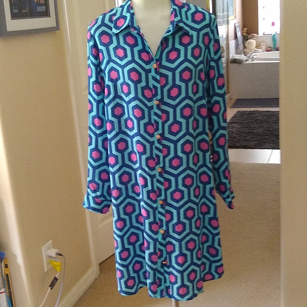 Lauren Gold Geometric silk shirt Dress size large w/ ornate gold buttons
